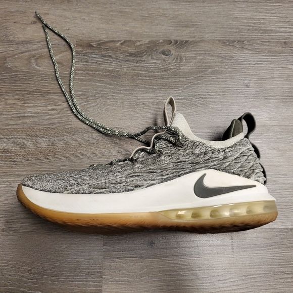 Nike Air-max Lebron 15 Lows - Picture 5 of 5